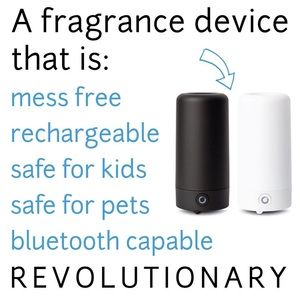 AirMoji and 2 fragrances your choice(oils add$5)